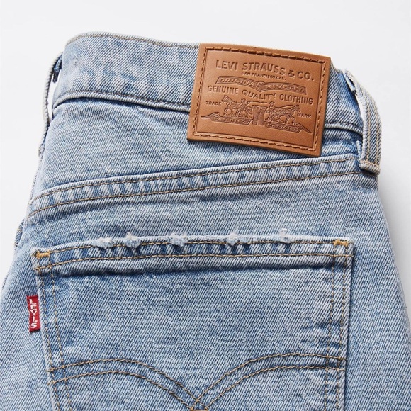 Levi’s Mid Rise Bootcut/Straight Jeans - Picture 3 of 6